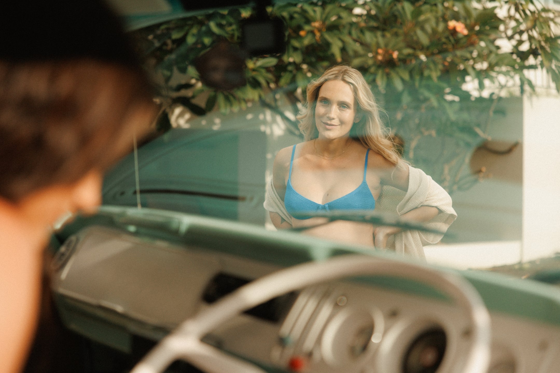 pregnant woman with healthy hydrated glow in the sun using natural pregnancy-safe skincare